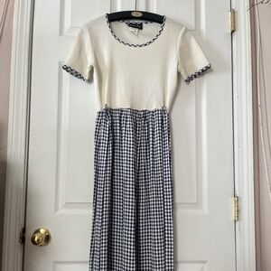 “All that Jazz” mid calf dress blue and white plaid sz 4